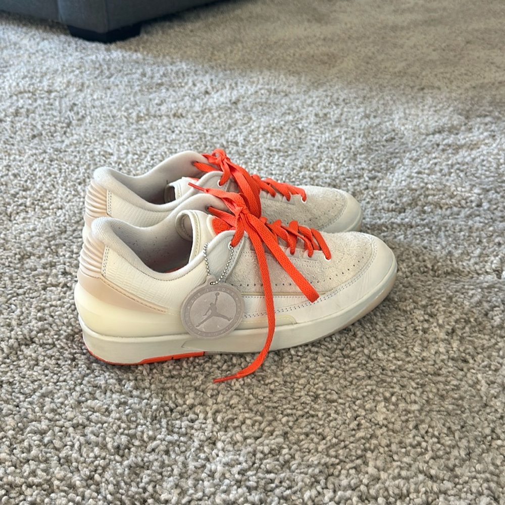 Great condition. Jordan 2 Retro Low Shelflife Size 10